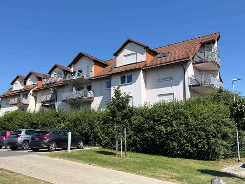 Foto - Wohnung zum Mieten in Sonnefeld 480,00 € 63 m²