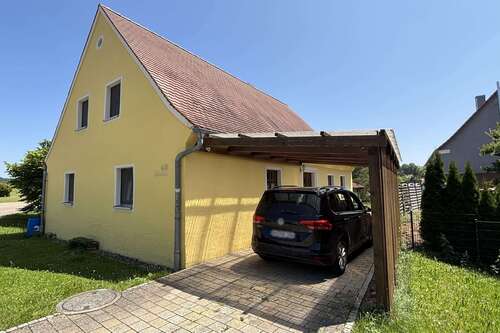 Foto - Haus zum Kaufen in Wassertrüdingen 275.000,00 € 120 m²