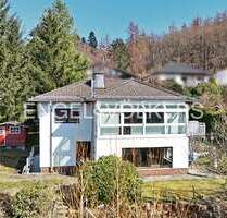 Haus zum Kaufen in Schmitten im Taunus 498.000,00 € 149 m²