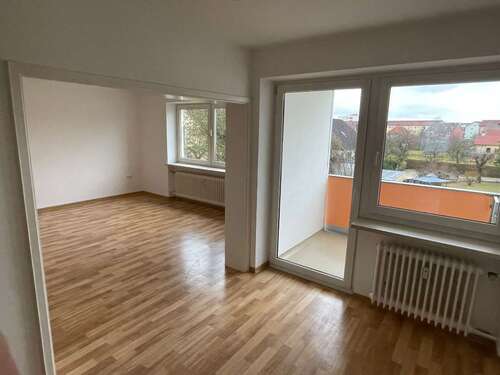 Foto - Wohnung zum Mieten in Landau a.d.Isar 681,76 € 88.54 m²