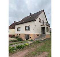 Haus zum Kaufen in Beckingen-Düppenweiler 210.000,00 € 160 m²