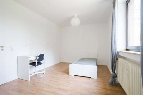 Foto - WG-Zimmer in Düsseldorf 629,00 € 15 m²