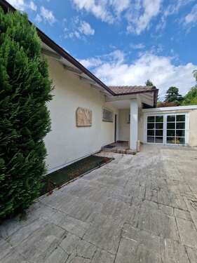 Foto - Haus zum Kaufen in Dreieich-Götzenhain 1.135.000,00 € 200 m²