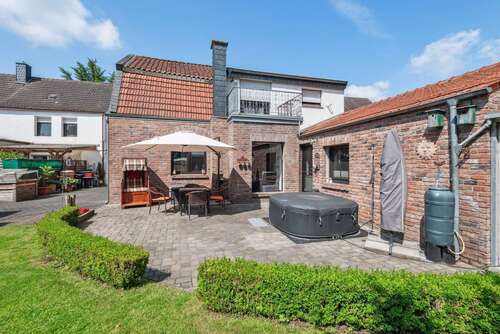 Foto - Haus zum Kaufen in Issum 595.000,00 € 280 m²