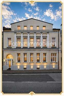 Foto - Haus zum Kaufen in Mönchengladbach 1.350.000,00 € 550 m²