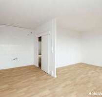 Wohnung zum Mieten in Halle (Saale) 308,15 € 56.96 m²