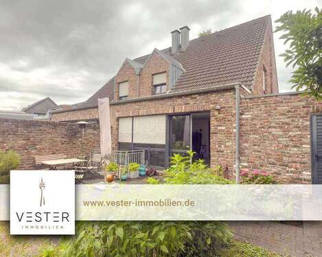 Foto - Haus zum Kaufen in Düsseldorf 825.000,00 € 125 m²