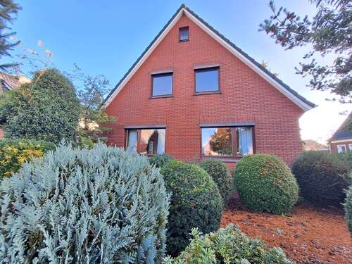 Foto - Haus zum Kaufen in Weener 185.000,00 € 127 m²