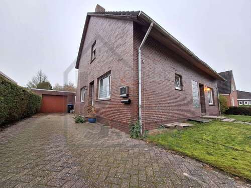 Foto - Haus zum Kaufen in Weener 179.000,00 € 127 m²