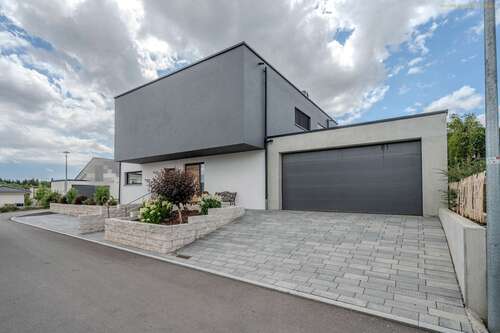 Foto - Haus zum Kaufen in Bad Saulgau 935.000,00 € 258.02 m²