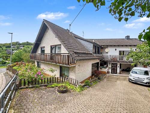 Foto - Haus zum Kaufen in Arft 231.000,00 € 244 m²