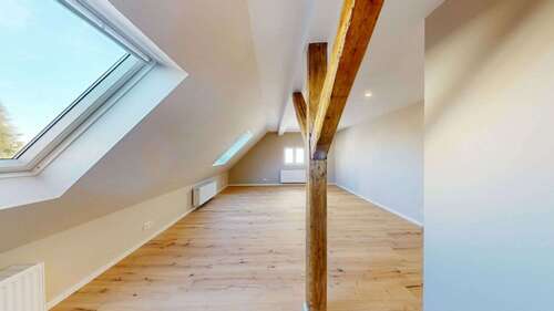 Foto - Haus zum Kaufen in Stuttgart 620.000,00 € 196 m²