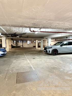 Foto - Garage zu vermieten in Frankfurt am Main 100,00 €