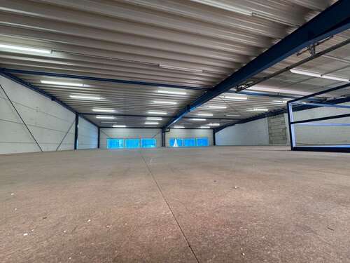 Foto - Halle in Meckenheim 600,00 € 189 m²
