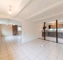 Haus zum Kaufen in Kaarst 732.000,00 € 281 m²