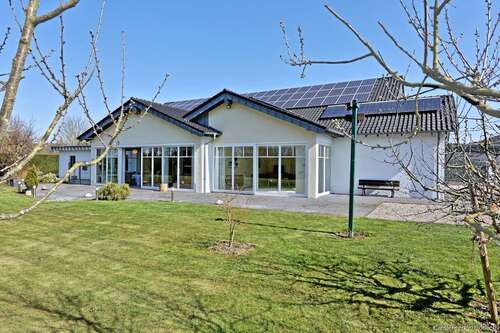 Foto - Haus zum Kaufen in Erkelenz Neu-Immerath 1.150.000,00 € 340.1 m²