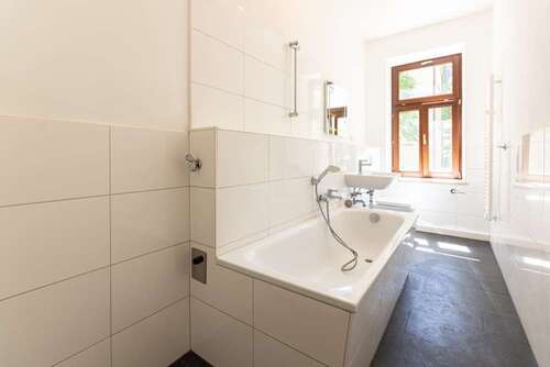 Foto - Wohnung zum Mieten in Leipzig Neustadt-Neuschönefeld 705,00 € 78.05 m²