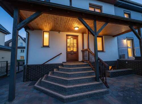 Foto - Haus zum Kaufen in Weißenfels 307.000,00 € 168 m²