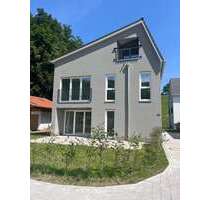 Haus zum Mieten in Traunstein 2.600,00 € 178 m²