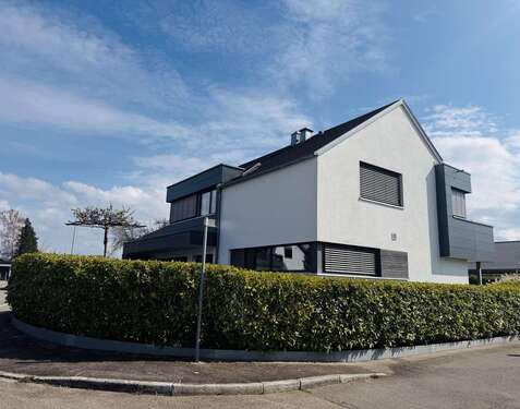 Foto - Haus zum Kaufen in Winnenden 985.000,00 € 240 m²