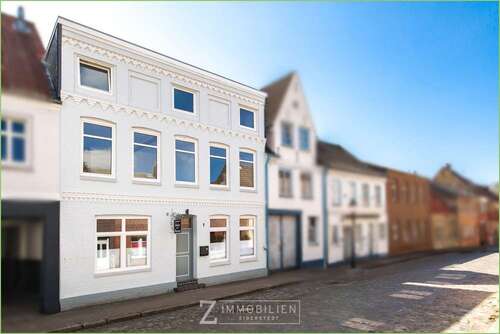 Foto - Haus zum Kaufen in Friedrichstadt 665.000,00 € 206 m²