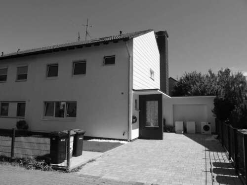 Foto - Haus zum Kaufen in Dietzenbach 775.000,00 € 170 m²
