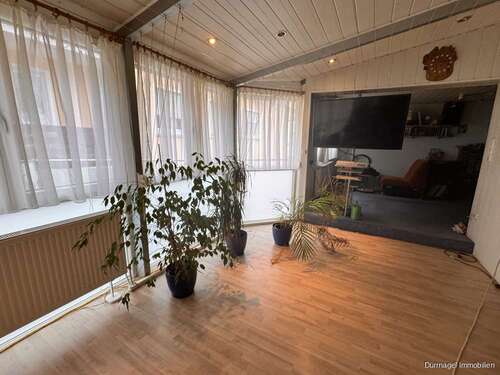 Foto - Haus zum Kaufen in Zellingen 259.000,00 € 213 m²