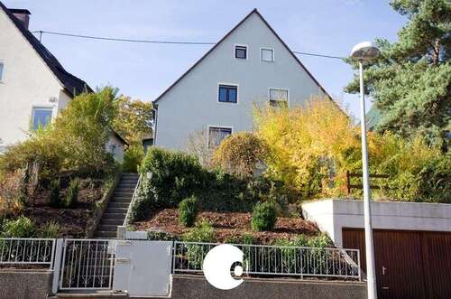 Foto - Haus zum Kaufen in Stuttgart 580.000,00 € 117.7 m²