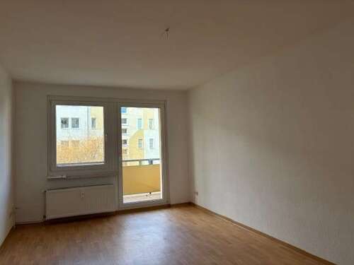 Foto - Wohnung zum Mieten in Dessau-Roßlau 335,00 € 58.29 m²