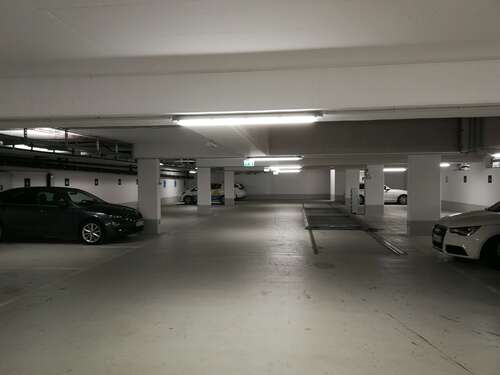 Foto - Garage zu vermieten in Frankfurt 120,00 €
