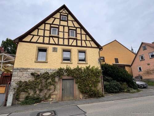 Foto - Haus zum Kaufen in Weikersheim Schäftersheim 199.000,00 € 110 m²
