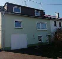 Haus zum Kaufen in Fohren-Linden 150.000,00 € 161 m²