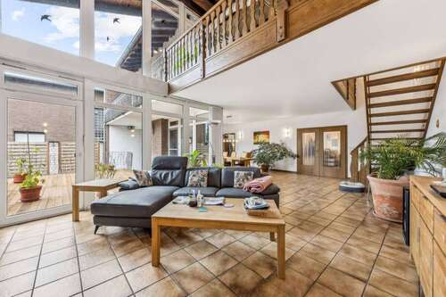 Foto - Haus zum Kaufen in Grevenbroich Kapellen 750.000,00 € 216.8 m²