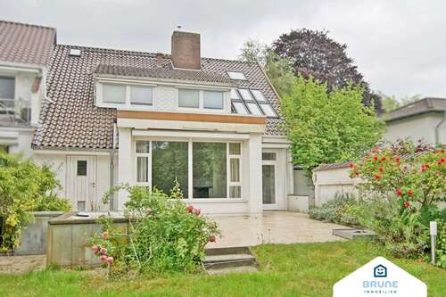 Foto - Haus zum Kaufen in Bremerhaven 225.000,00 € 228 m²