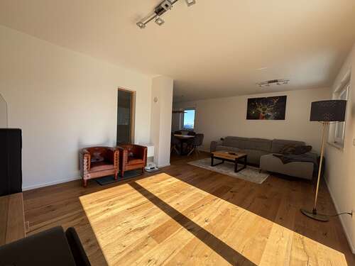 Foto - Haus zum Mieten in Eching 1.900,00 € 136 m²