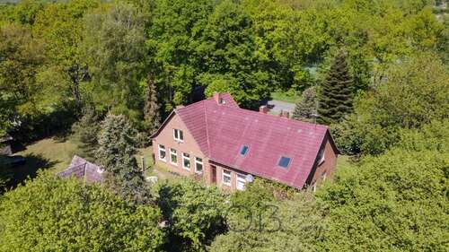 Foto - Haus zum Kaufen in Todesfelde 430.000,00 € 250 m²