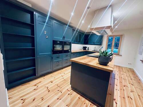 Foto - Haus zum Kaufen in Glauchau Niederlungwitz 499.000,00 € 260 m²