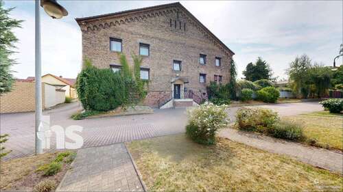 Foto - Haus zum Kaufen in Dieskau 250.000,00 € 150 m²