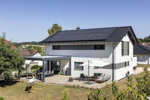 Foto - Haus zum Kaufen in Reichelsheim 695.000,00 € 170 m²