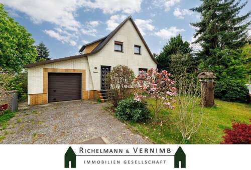 Foto - Haus zum Kaufen in Wedel 345.000,00 € 101 m²