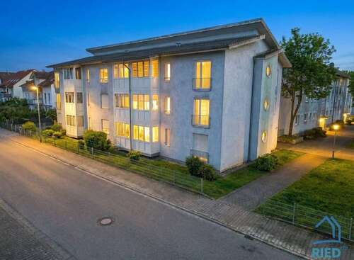 Foto - Wohnung zum Mieten in Gernsheim 738,86 € 87.96 m²
