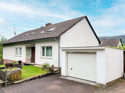 Foto - Haus zum Kaufen in Kirchzell 249.000,00 € 119.9 m²