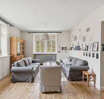 Haus zum Kaufen in Stein-Bockenheim 549.000,00 € 270 m²