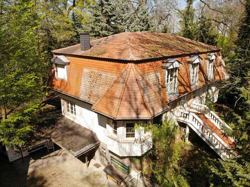 Foto - Haus zum Kaufen in Brandis 1.200.000,00 € 244 m²