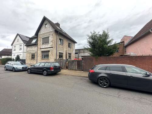 Foto - Haus zum Kaufen in Mörfelden-Walldorf 1.499.000,00 € 150 m²