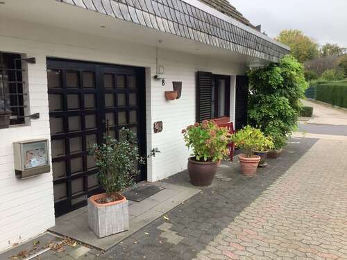 Foto - Haus zum Kaufen in Krefeld-Traar 480.000,00 € 165 m²