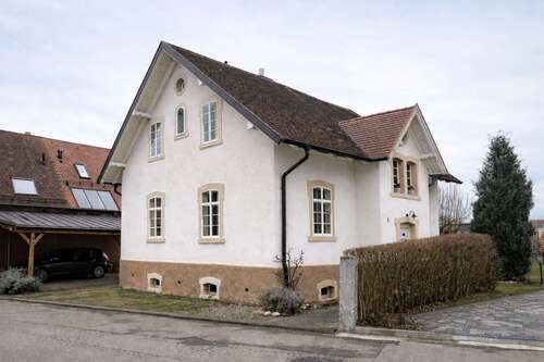 Foto - Haus zum Kaufen in Freiburg im Breisgau 940.000,00 € 155 m²