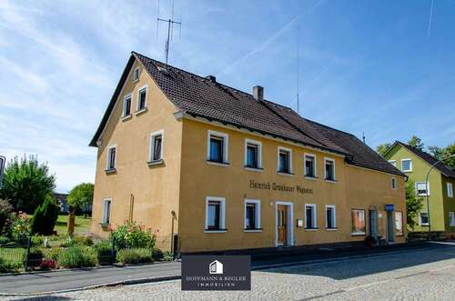 Foto - Haus zum Kaufen in Freihung 200.000,00 € 162.47 m²