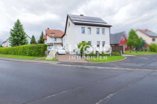 Foto - Haus zum Kaufen in Vogtei (Niederdorla) 420.000,00 € 329 m²