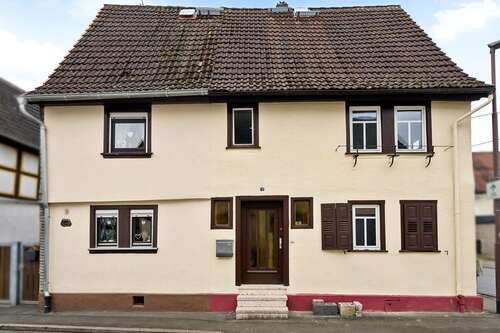 Foto - Haus zum Kaufen in Florstadt 159.000,00 € 170 m²